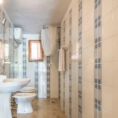 Apartman Locazione Turistica Bilo Ruinas 3